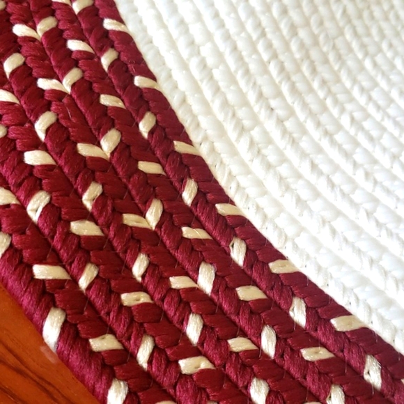 NWT Collections Etc Christmas Braided Accent Rug With Candy Canes- 19" x 29" - Picture 12 of 15